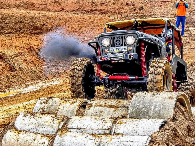 Lama, Carros 4x4 e uma Competição Acirrada! Essa é a FenaJeep em Brusque - SC